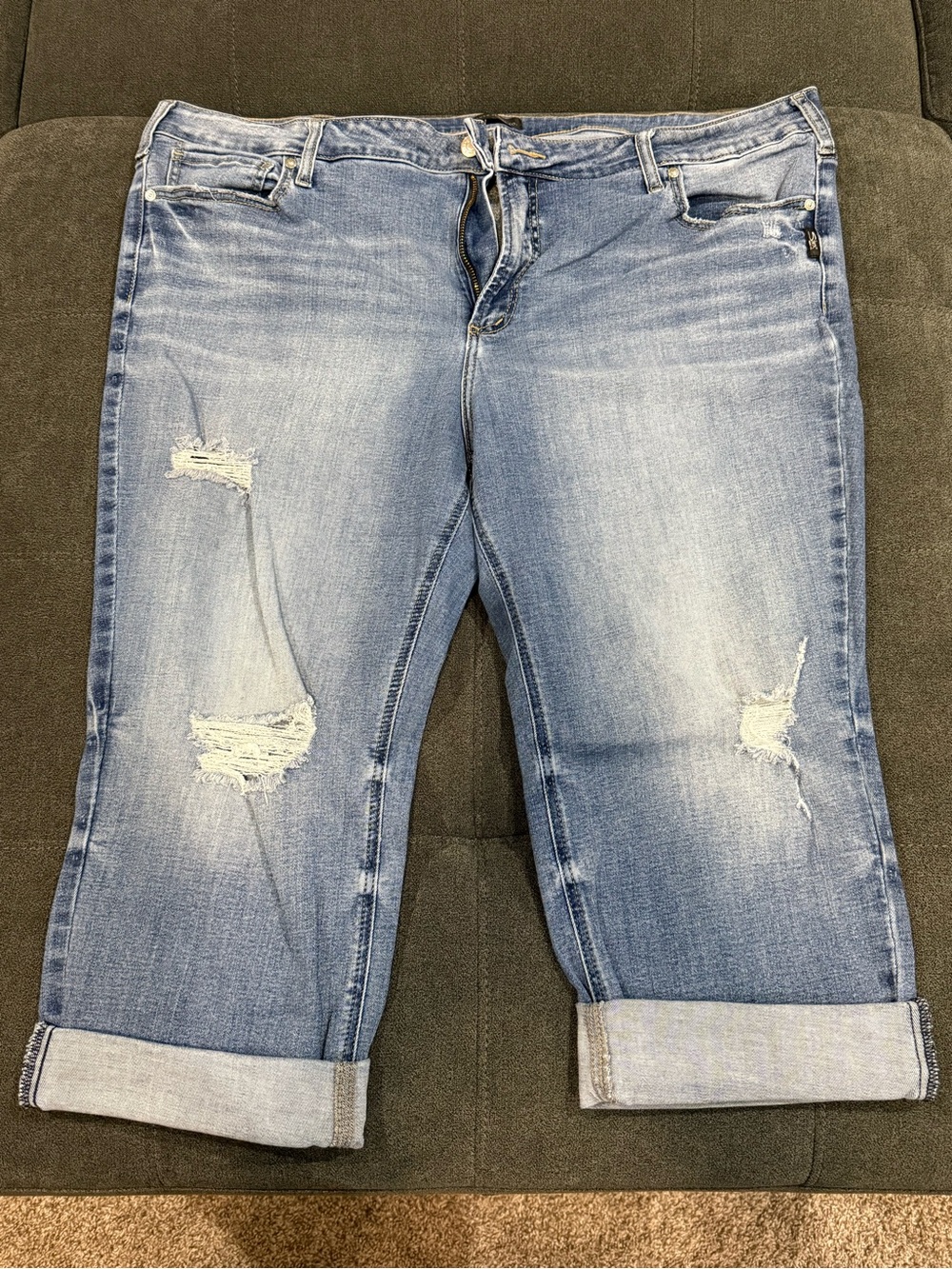 Silver Jeans Mid Rise Suki Capri Jeans, 24Wx23.5"
